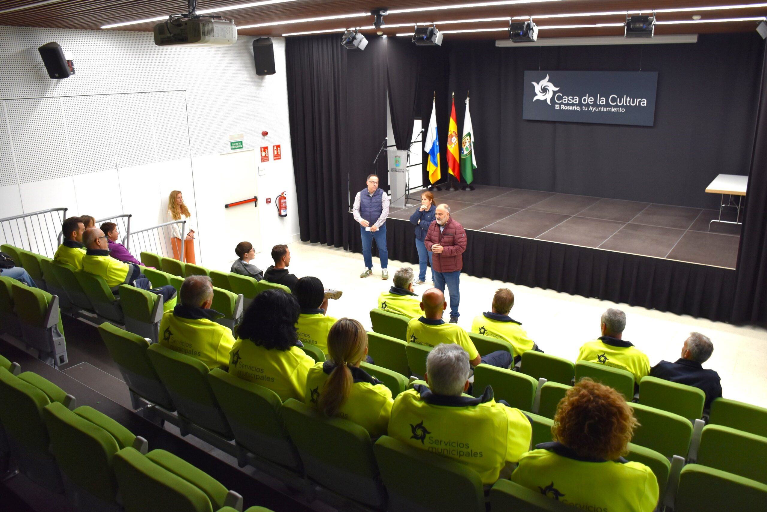 El Ayuntamiento contrata a 24 personas con la segunda fase del Plan de ...