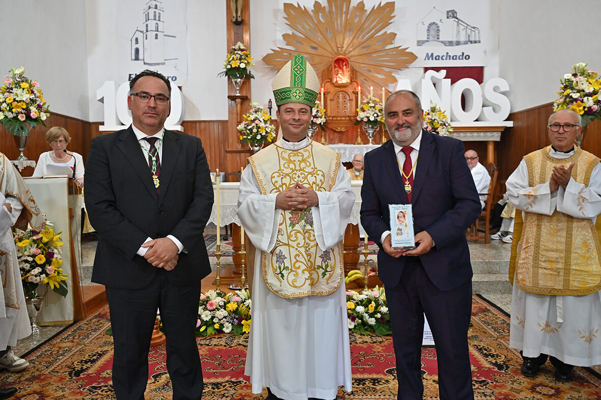 Centenario Parroquia Virgen del Rosario y San José (4)