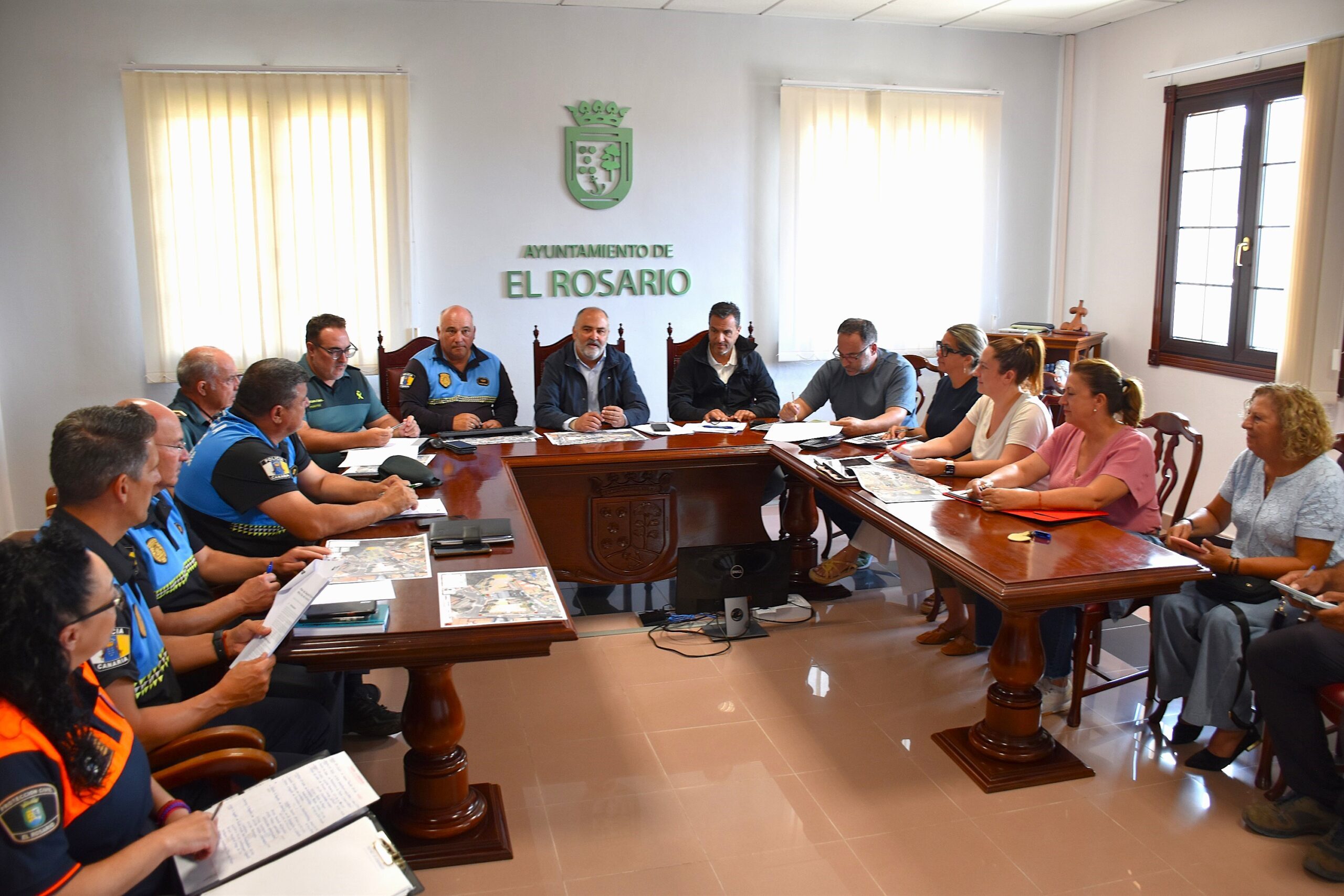 Reunión Seguridad Fiestas La Esperanza 2025 (1)