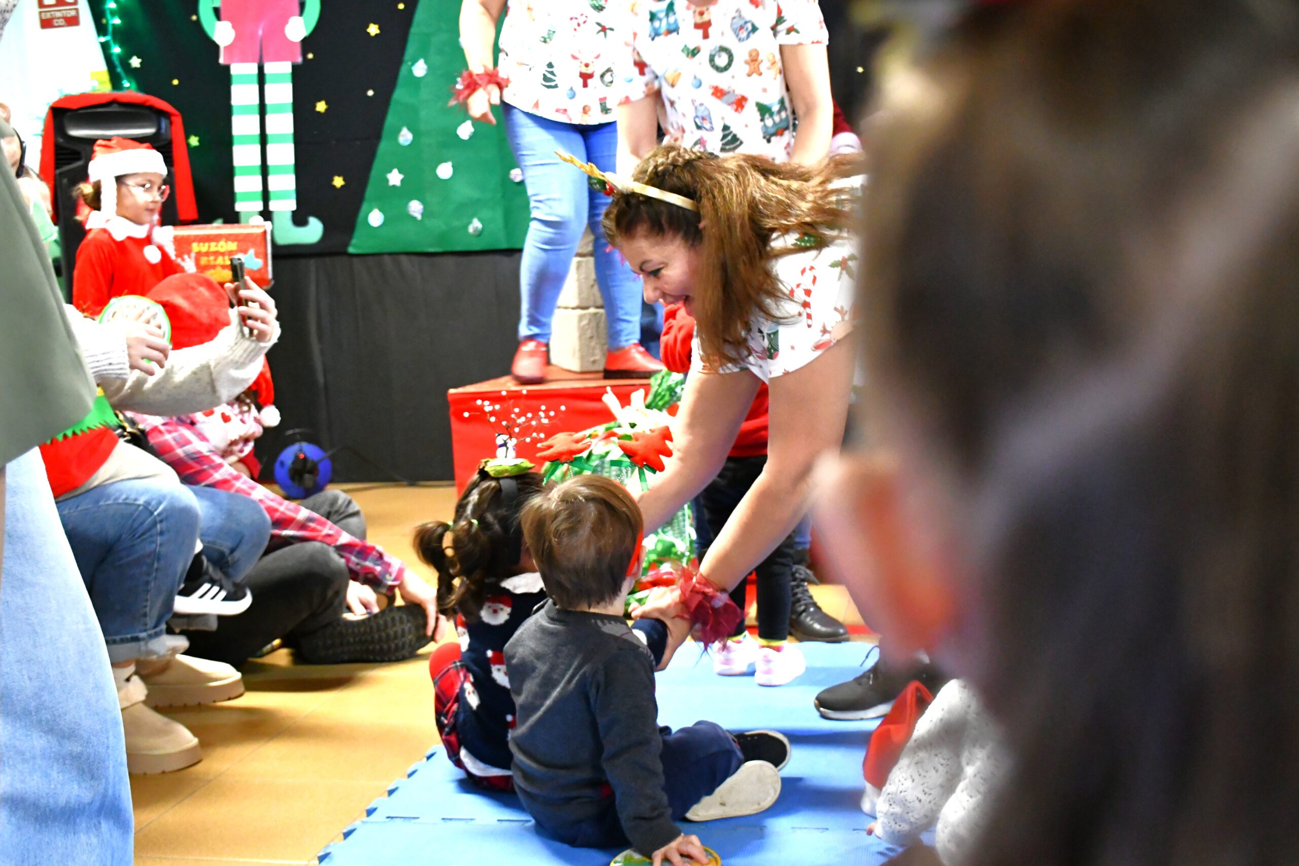 Fiesta Navidad Escuela Infantil Radazul (4)