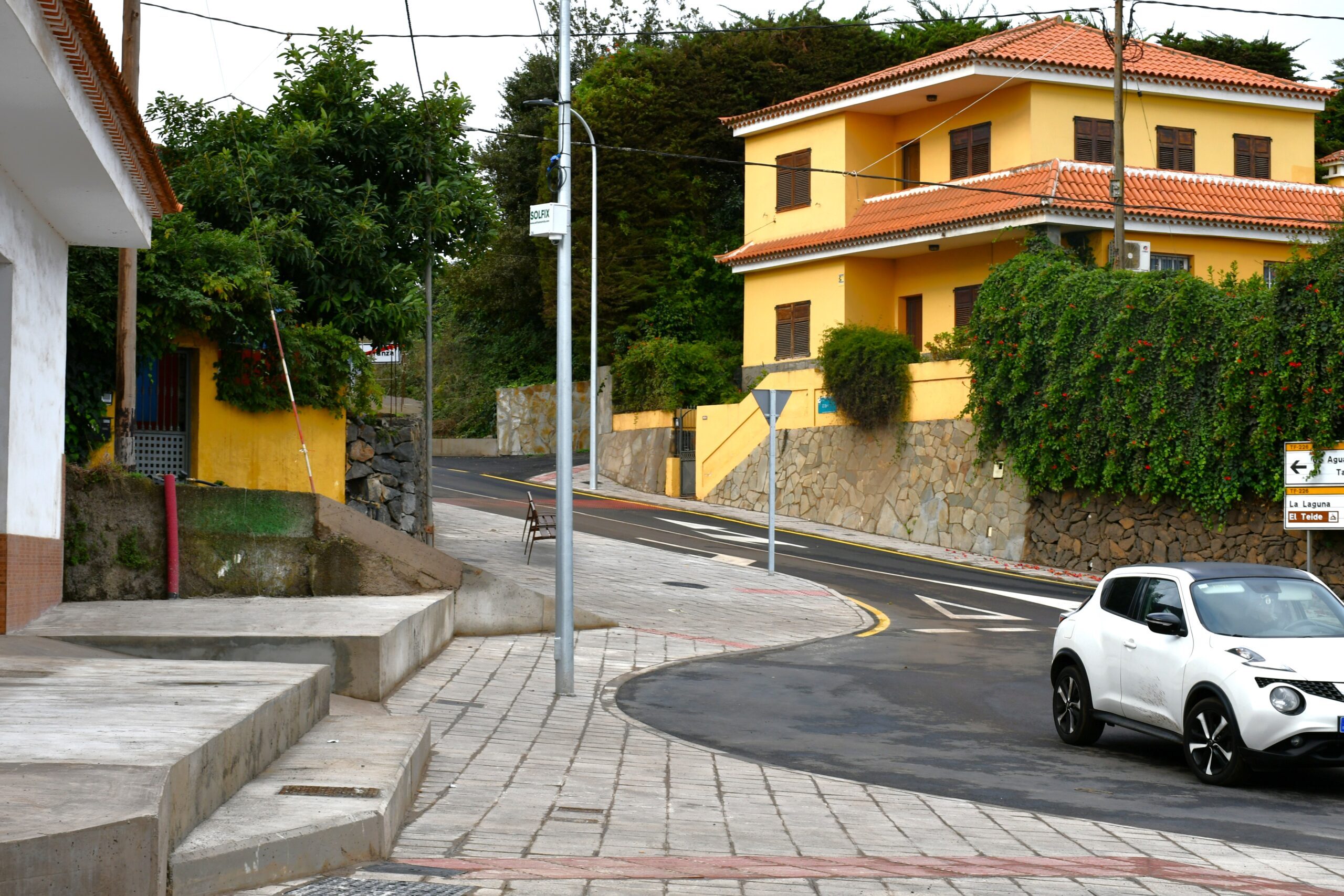 Instalación cámaras calle El Sol (1)