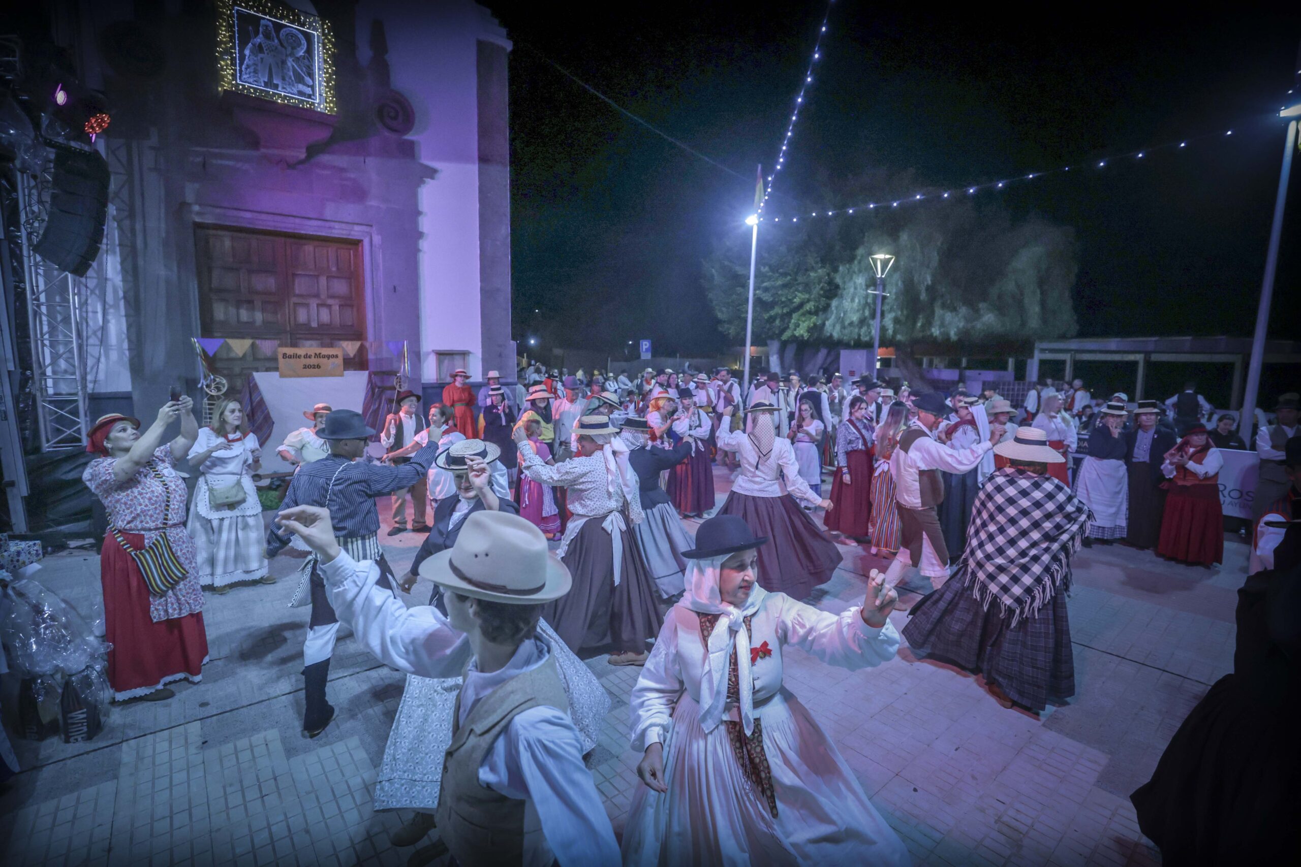 Baile Magos LLano Moro 2026 RRSS-123