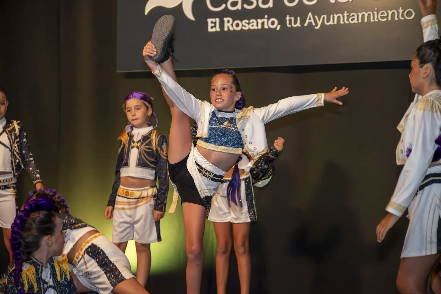 Exhibición cursos baile (1)